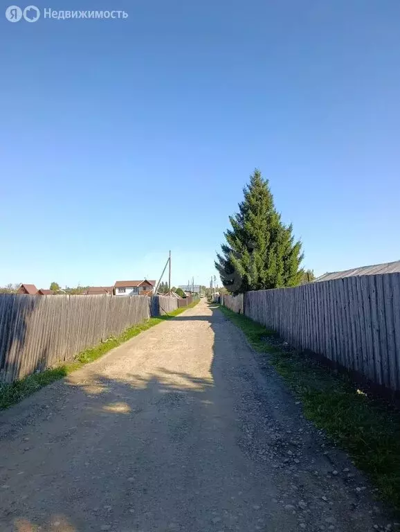 Дом в Большееланское муниципальное образование, ДНТ Калиновка, поле ... - Фото 1