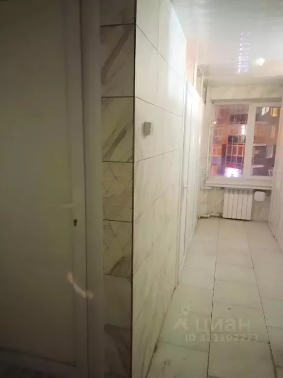 Комната Белгородская область, Белгород ул. Попова, 98 (16.0 м) - Фото 2