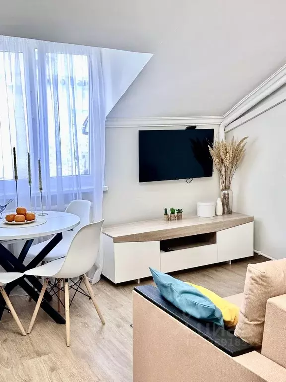 2-к кв. Краснодарский край, Сочи Центральный мкр, ул. Роз, 115 (45.0 ... - Фото 1