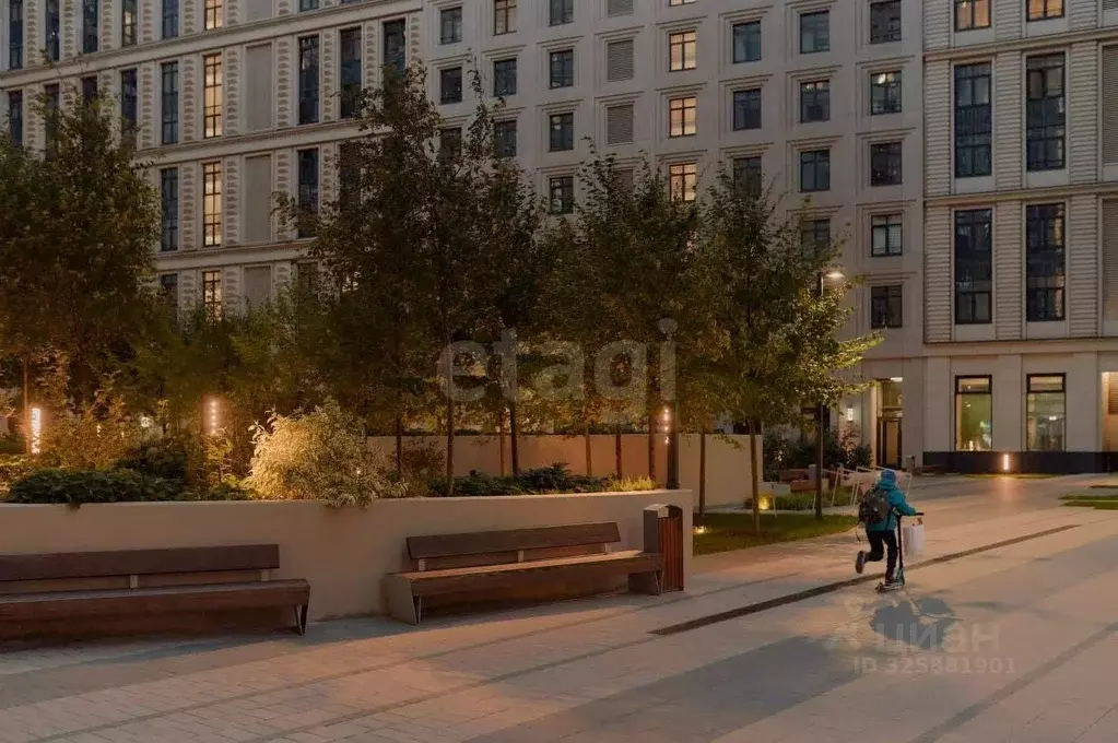 Гараж в Москва Новоалексеевская ул., 16к2 (13 м) - Фото 1