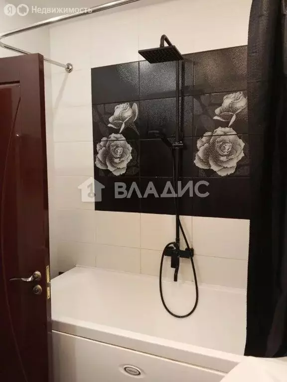 3-комнатная квартира: Вологда, улица Возрождения, 50А (111.4 м) - Фото 1