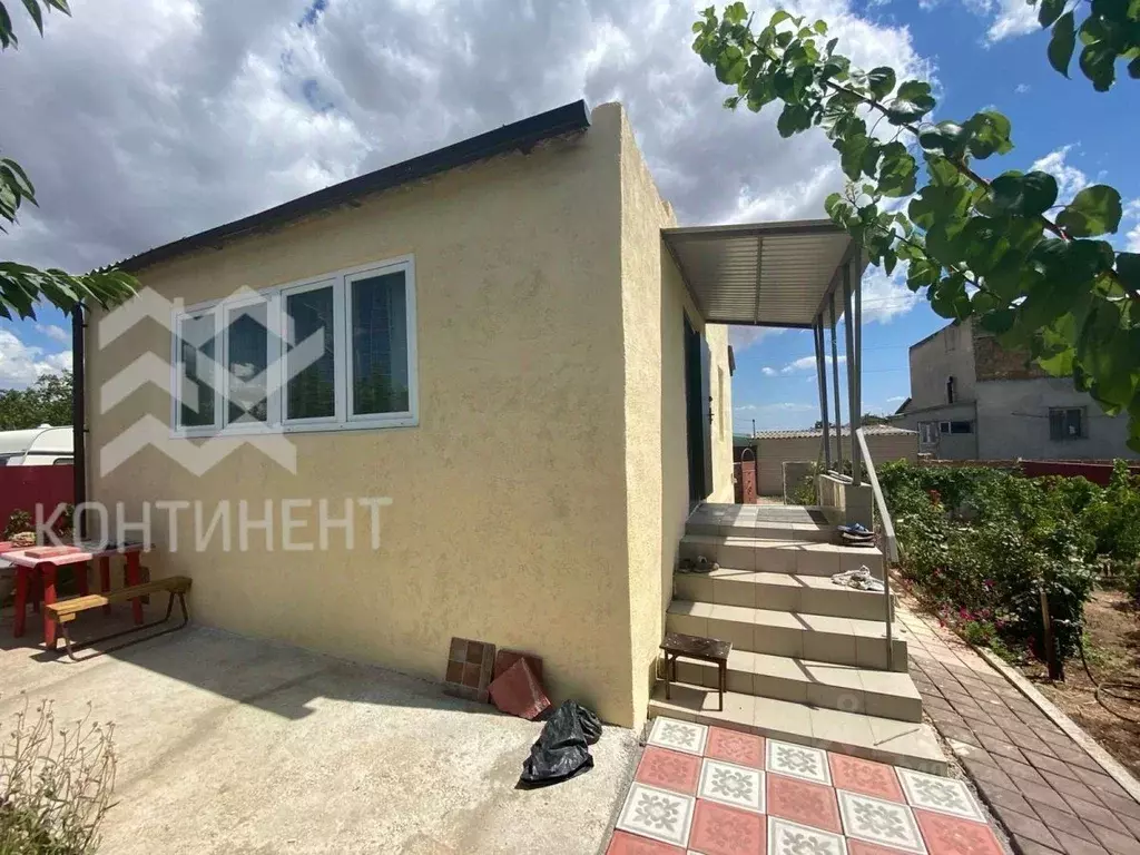 Дом в Крым, Сакский район, Суворовское с/пос, Сокол садовое ... - Фото 0