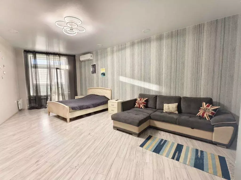 1-к кв. Волгоградская область, Волгоград ул. Глазкова, 23А (54.9 м) - Фото 1