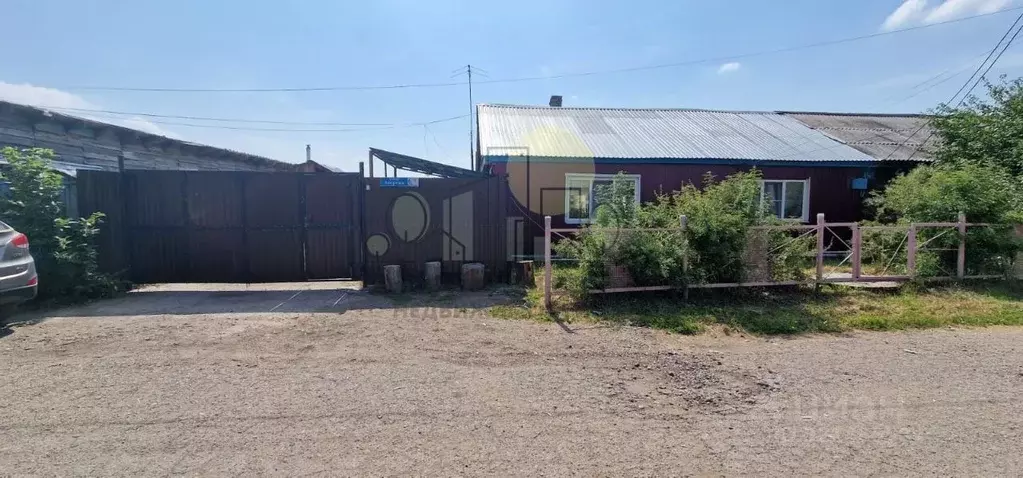 Дом в Иркутская область, Иркутский муниципальный округ, с. Хомутово ... - Фото 1