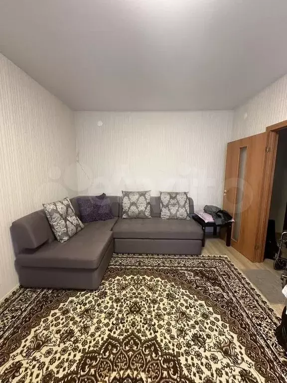 1-к. квартира, 38 м, 7/9 эт. - Фото 0