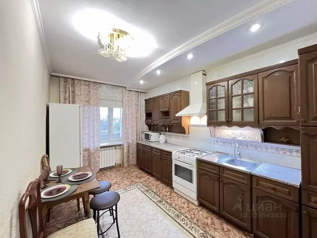 2-к кв. Орловская область, Орел Брестская ул., 10 (80.0 м) - Фото 1