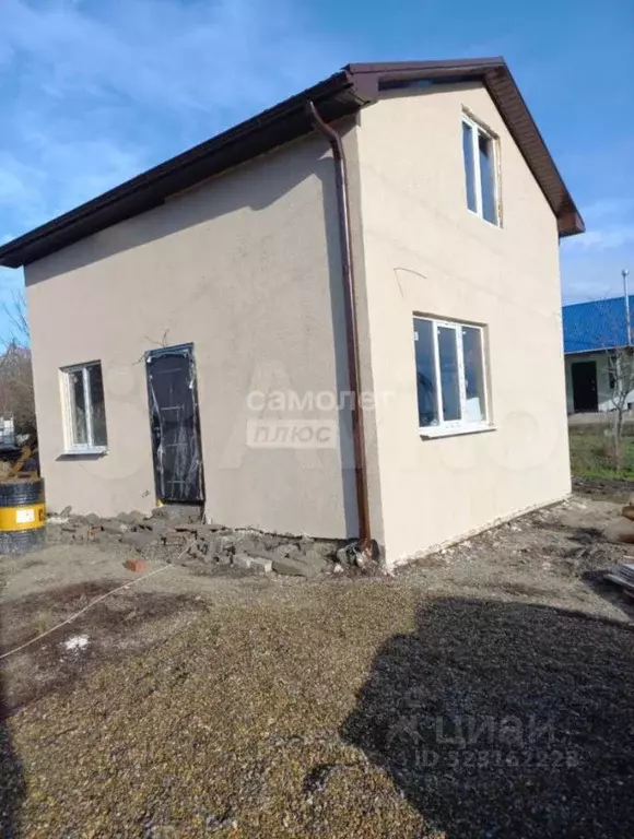 Дом в Краснодарский край, Крымский район, с. Киевское  (70 м) - Фото 1