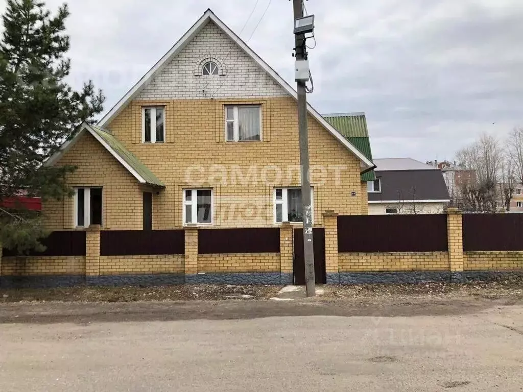 Дом в Марий Эл, Йошкар-Ола ул. Мосолова (180 м) - Фото 0