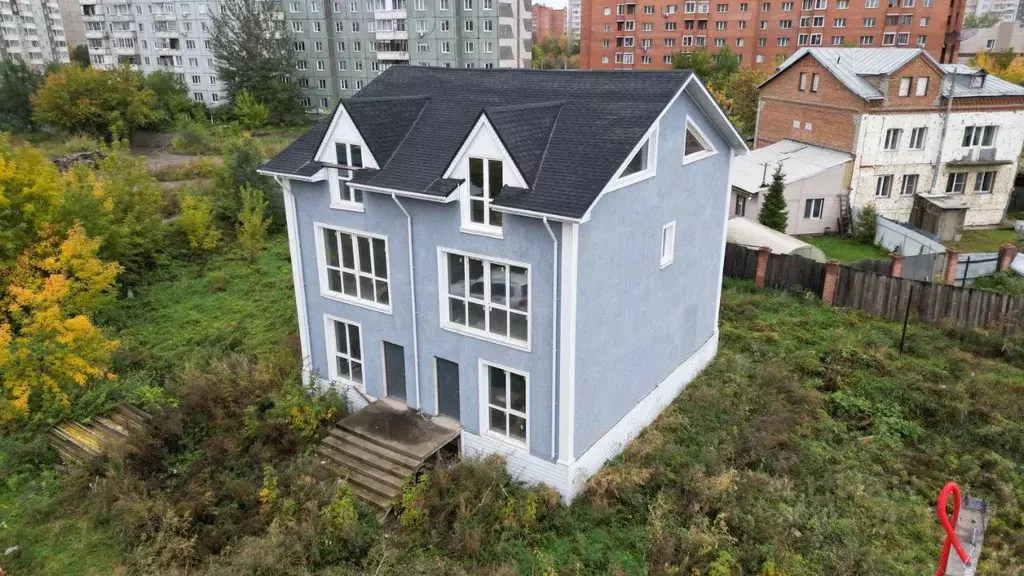 Дом в Красноярский край, Красноярск  (211 м) - Фото 1