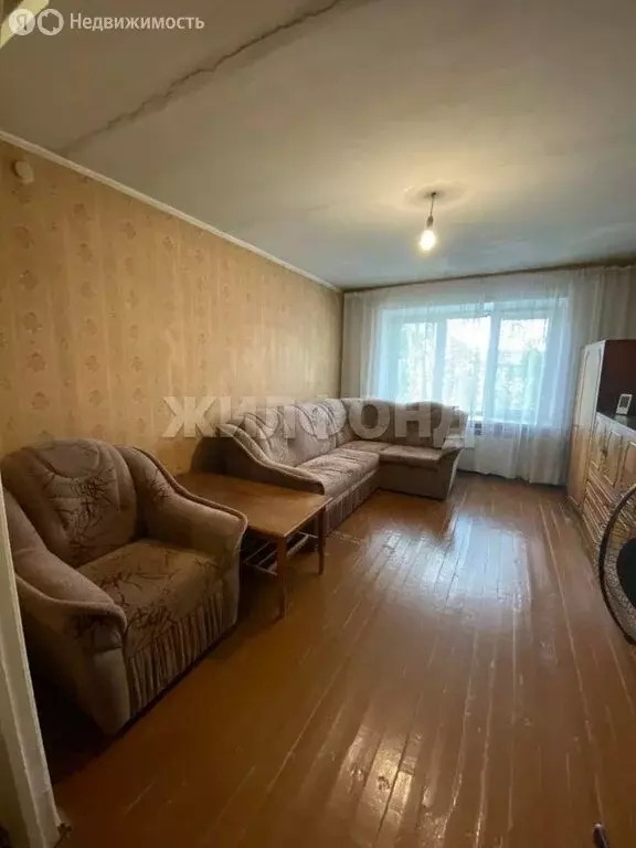 2-комнатная квартира: Кемерово, улица Сибиряков-Гвардейцев, 13А (50 м) - Фото 1