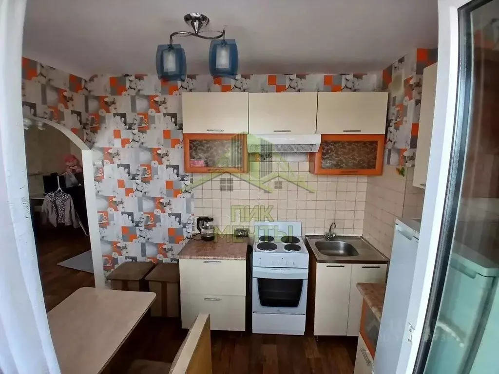 1-к кв. Бурятия, Улан-Удэ ул. Чайковского, 3А (35.6 м) - Фото 1