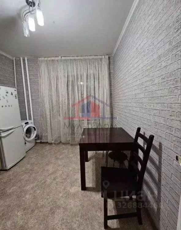 1-к кв. Белгородская область, Губкин Севастопольская ул., 109 (40.0 м) - Фото 2