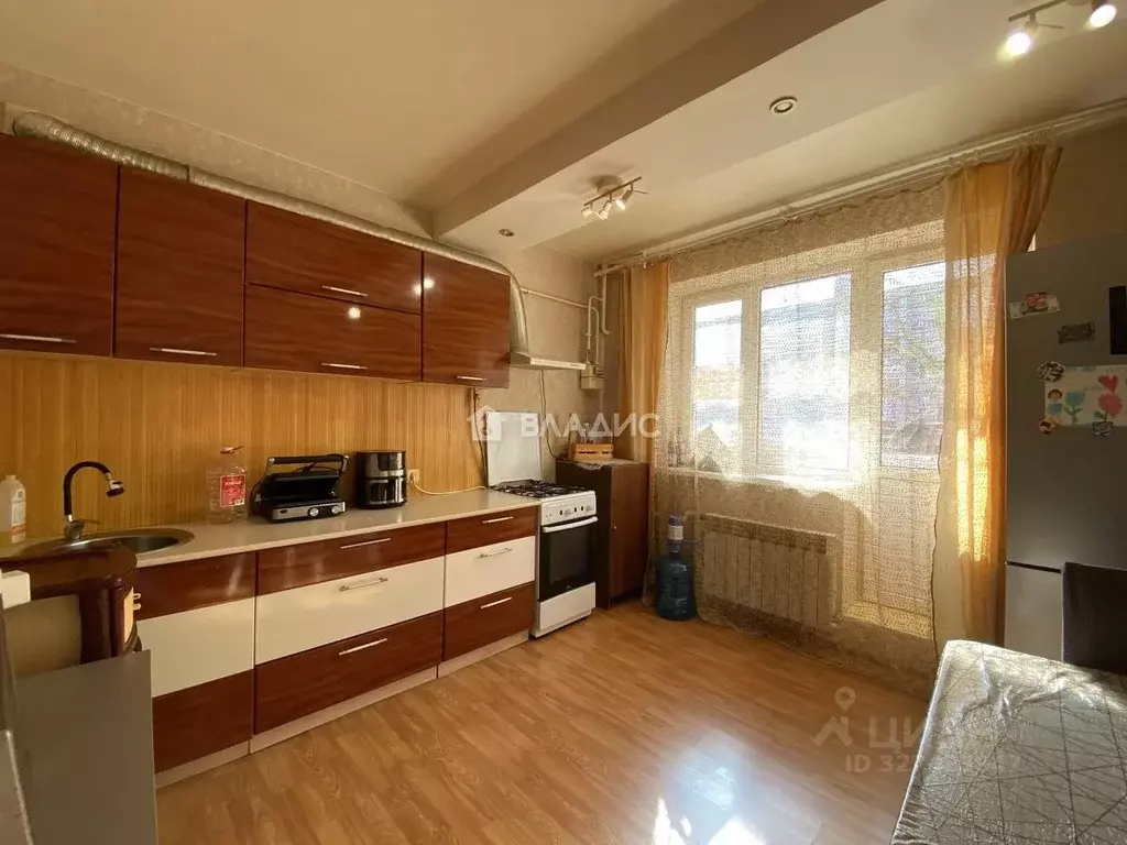 2-к кв. Краснодарский край, Ейск Коммунистическая ул., 83/10 (72.6 м) - Фото 1