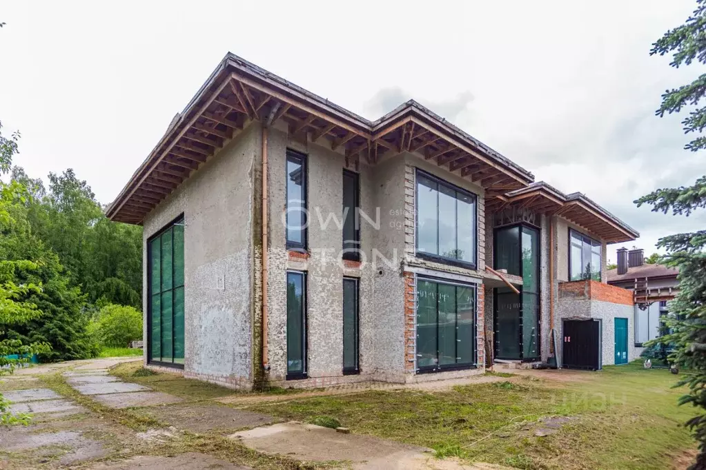 Дом в Москва д. Бурцево, ул. Солнечная, 3 (486 м) - Фото 2