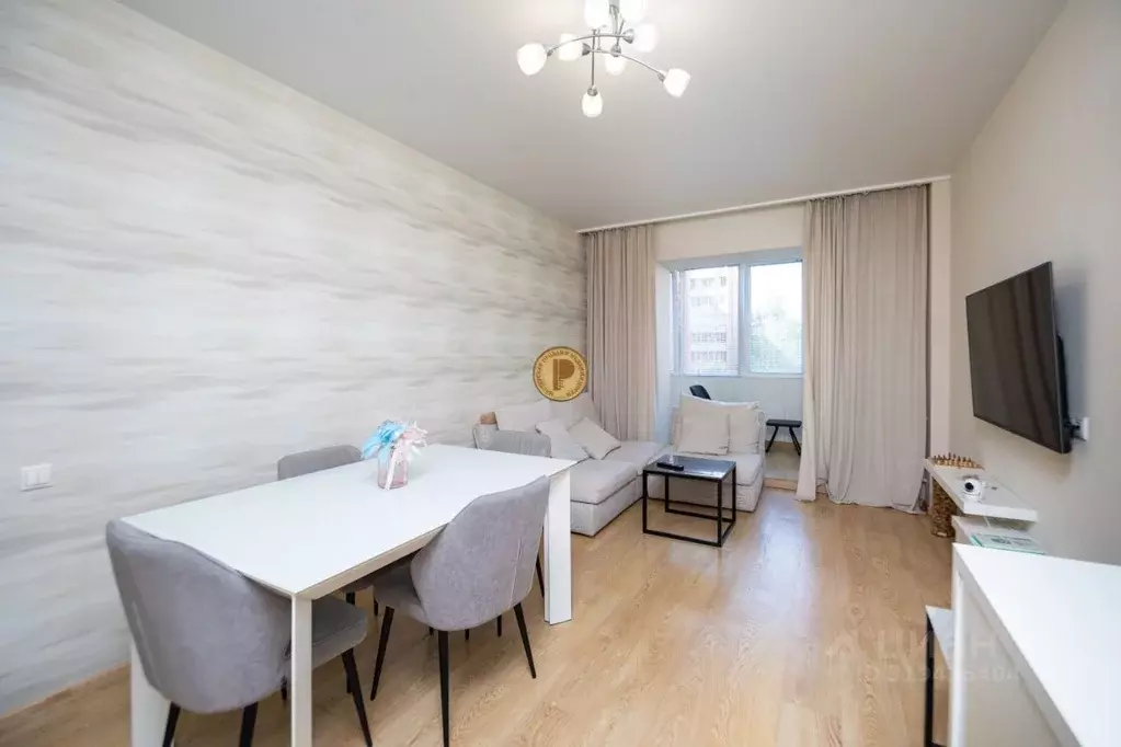 3-к кв. Красноярский край, Красноярск ул. Академгородок, 18д (68.0 м) - Фото 1