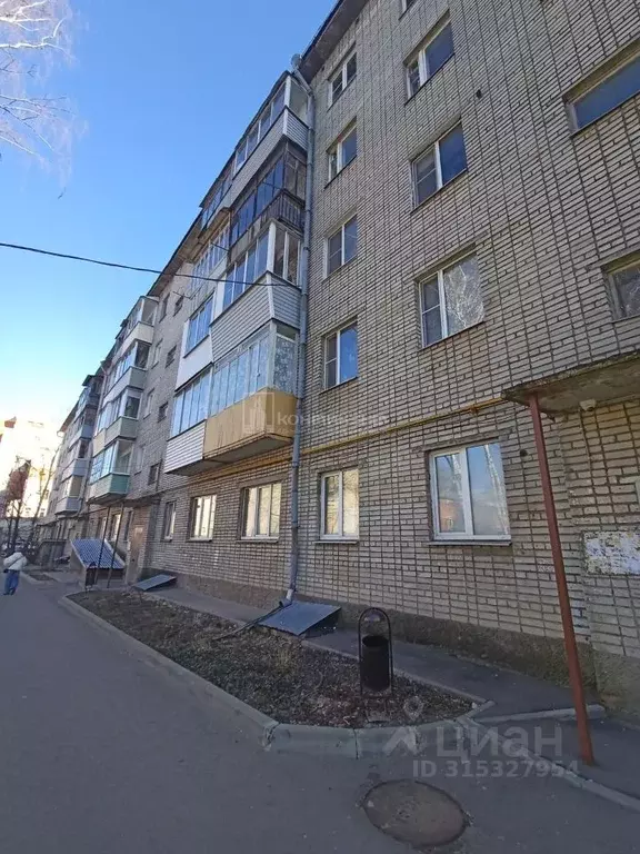 3-к кв. Владимирская область, Владимир ул. Разина, 12 (58.0 м) - Фото 0