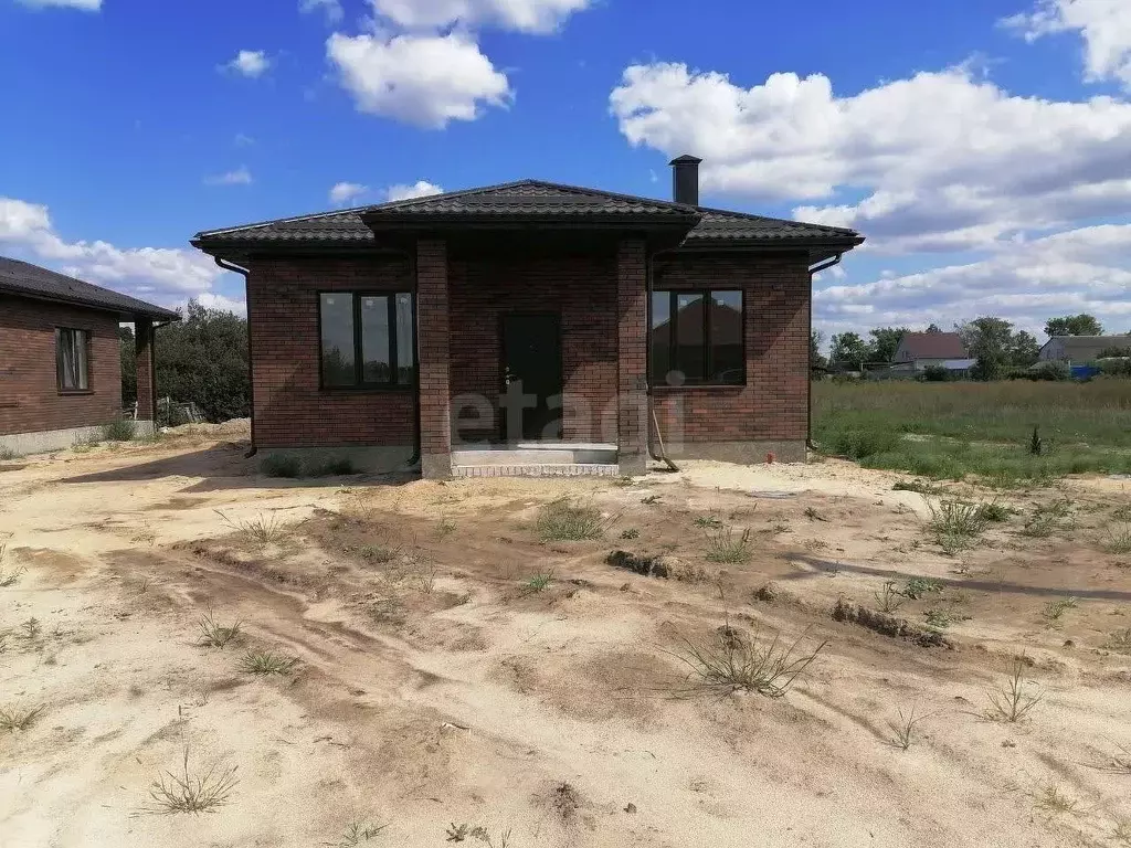 Дом в Воронежская область, с. Новая Усмань ул. 2-я Первомайская, 143 ... - Фото 1