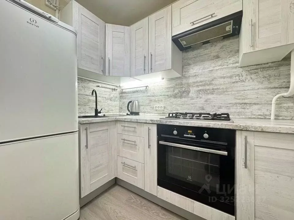 2-к кв. Московская область, Дмитровский муниципальный округ, Икша пгт ... - Фото 1