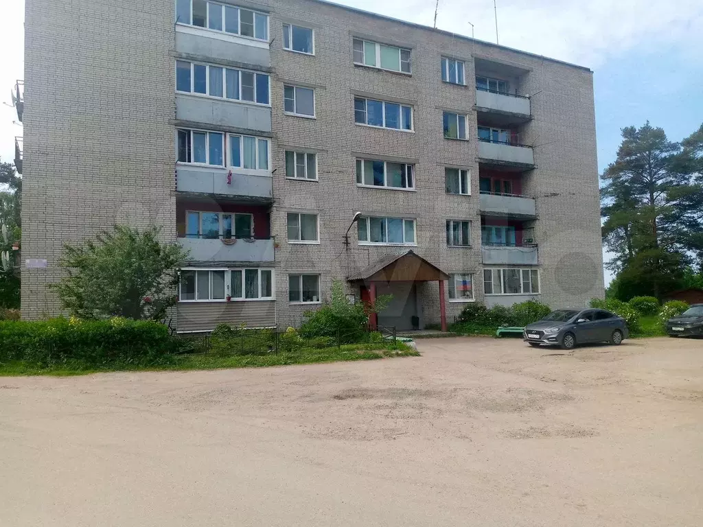 Комната 18,2 м в 8-к., 2/5 эт. - Фото 0