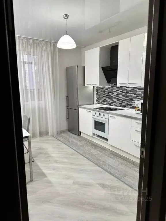 1-к кв. Татарстан, Казань Горки-3 мкр, ул. Дубравная, 14А (50.0 м) - Фото 0