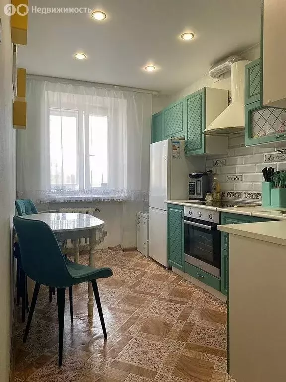 2-комнатная квартира: Тюмень, микрорайон Утешево, улица Анатолия ... - Фото 1