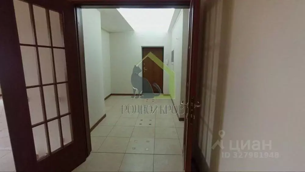 6-к кв. Самарская область, Сызрань Ульяновская ул., 108 (240.01 м) - Фото 2