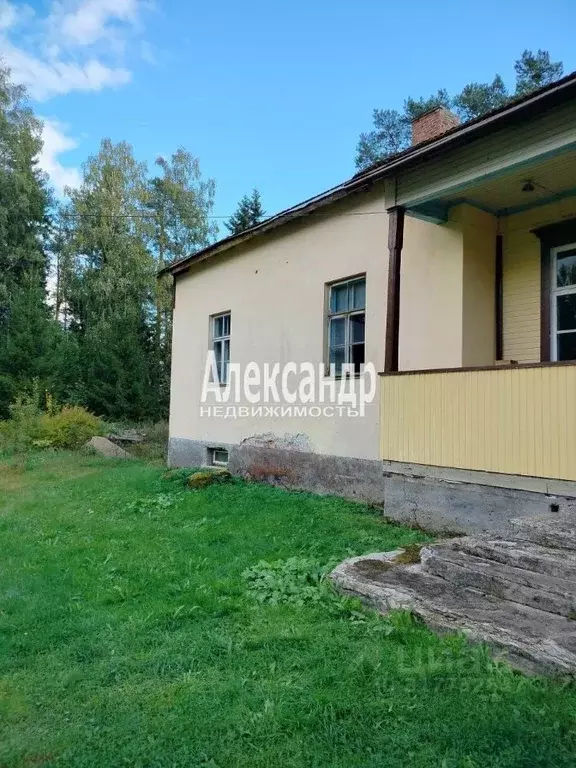 2-к кв. Карелия, Лахденпохский муниципальный округ, пос. Хухтерву ул. ... - Фото 0