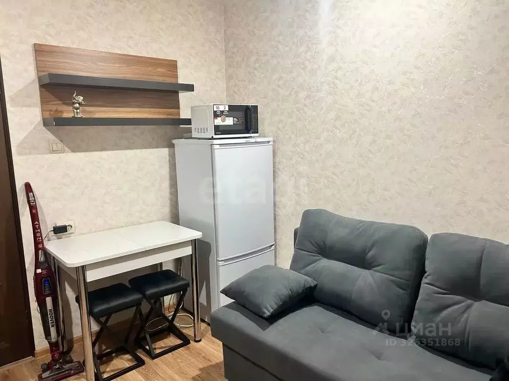 Комната Амурская область, Благовещенск Институтская ул., 30/4 (9.6 м) - Фото 1