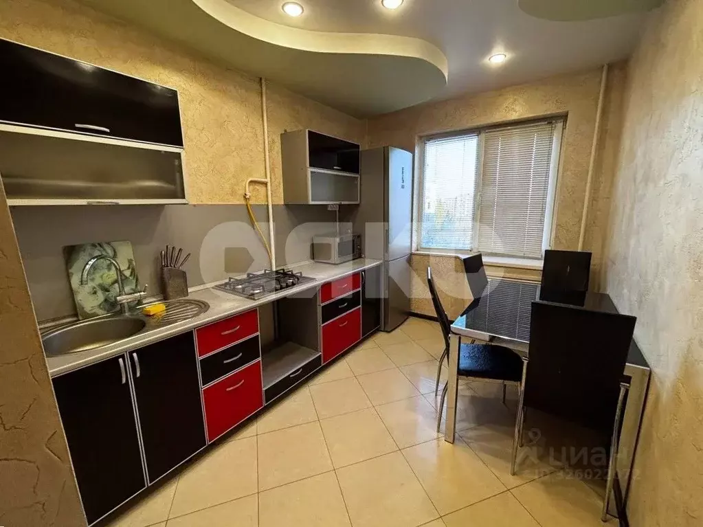 2-к кв. Волгоградская область, Волгоград ул. 8-й Воздушной Армии, 41 ... - Фото 1