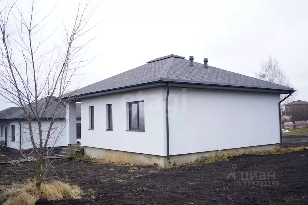 Дом в Мордовия, Лямбирский район, Берсеневское с/пос, пос. Звездный  ... - Фото 1