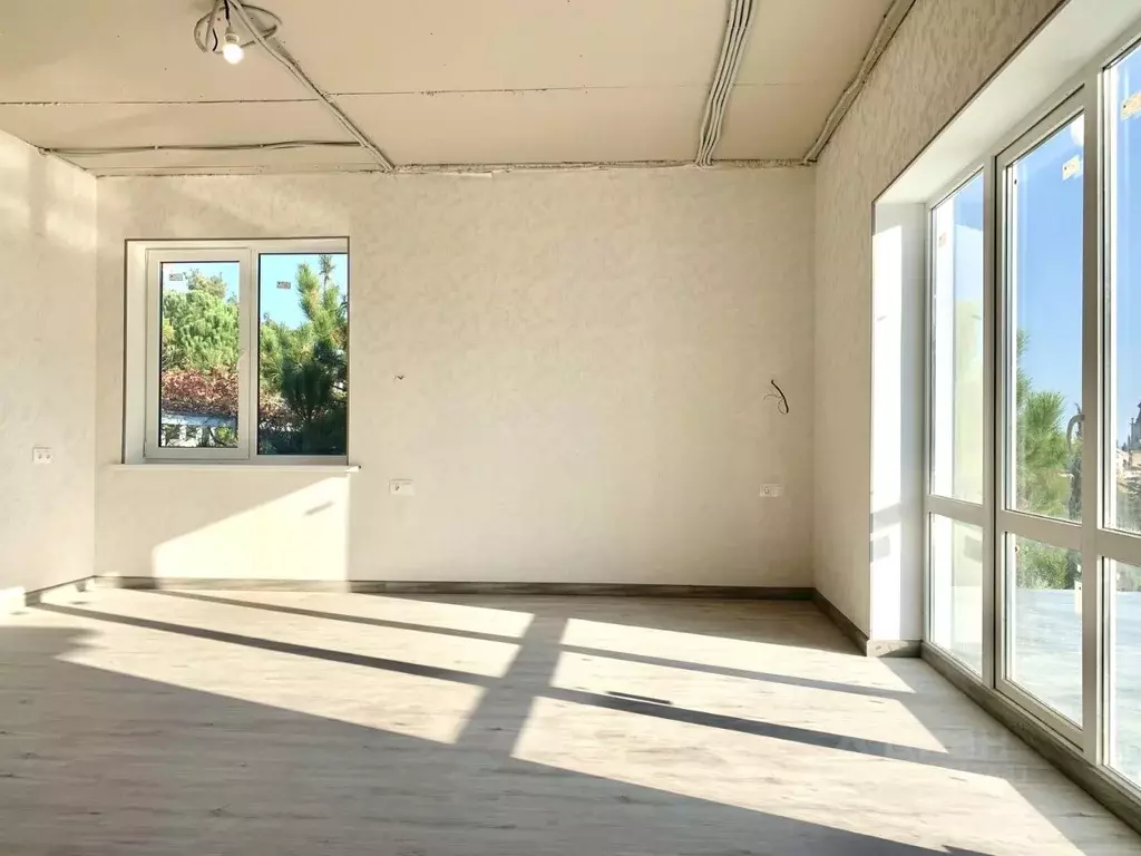 2-к кв. Крым, Алушта ул. Партизанская, 12 (78.2 м) - Фото 2