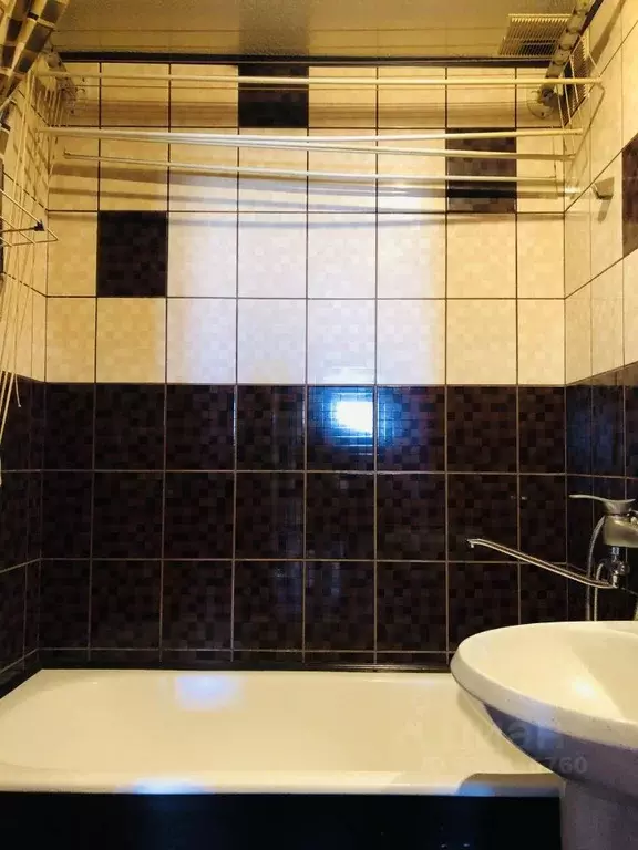 3-к кв. Мурманская область, Мурманск ул. Аскольдовцев, 24 (59.0 м) - Фото 1