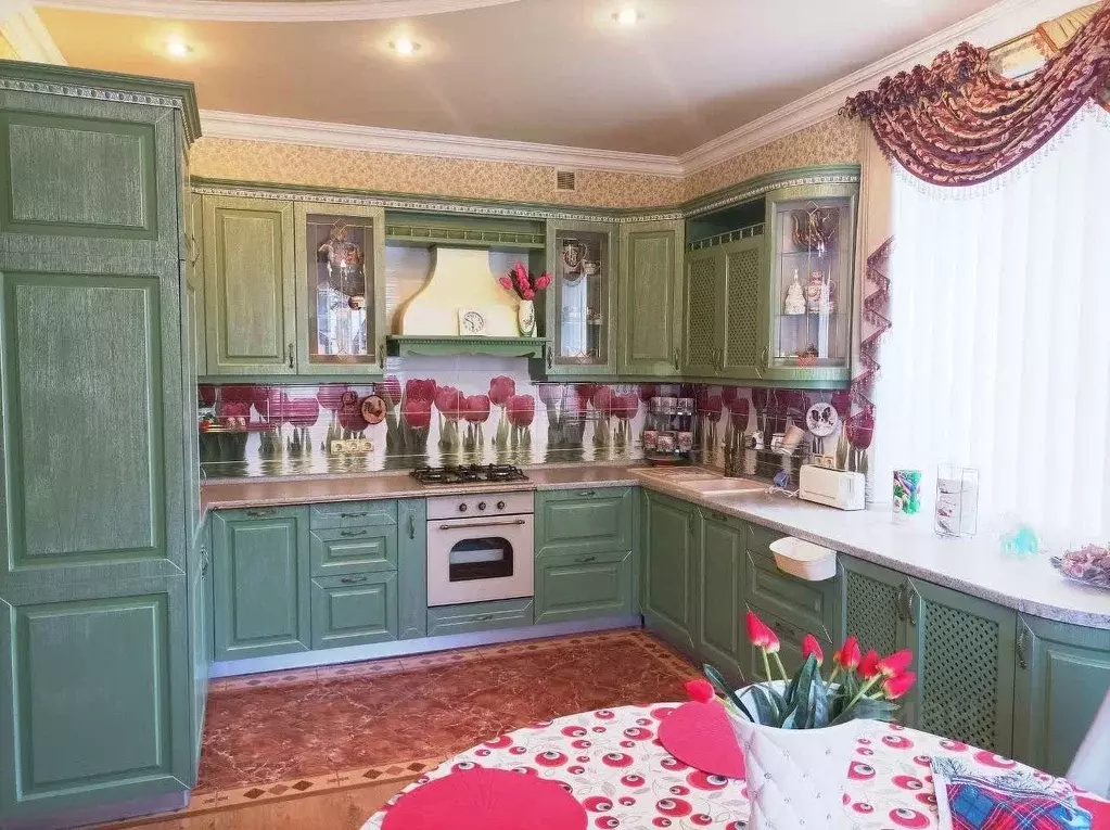 Дом в Крым, Феодосия ул. Революционная (210 м) - Фото 1