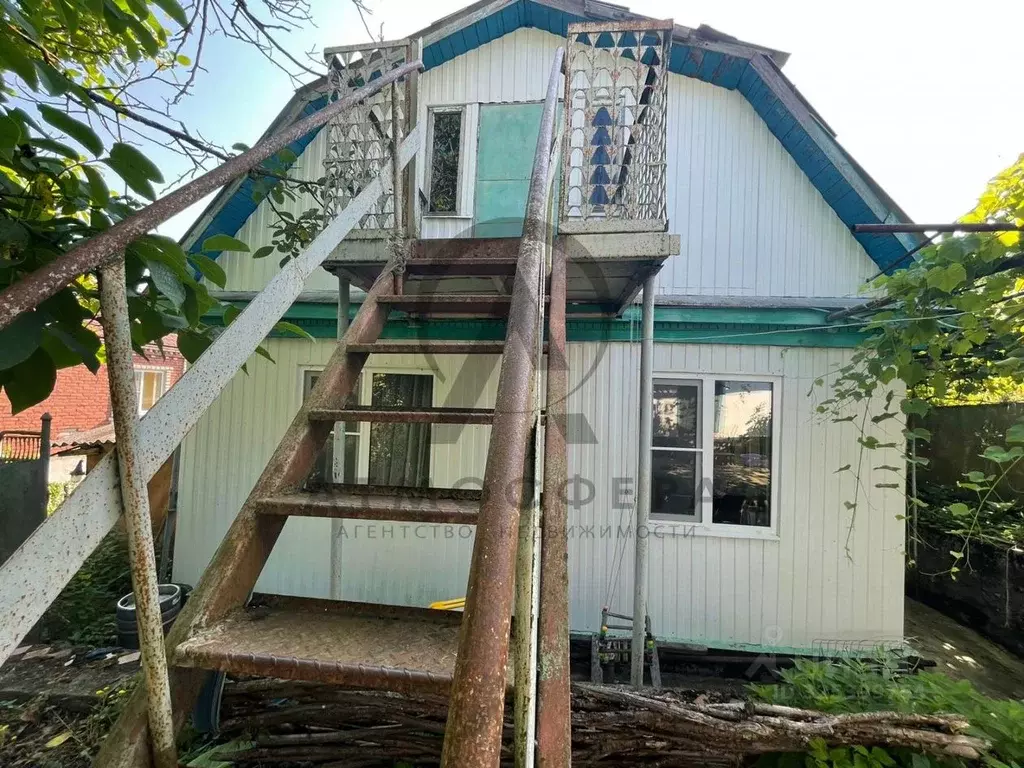 Дом в Краснодарский край, Хадыженск Апшеронский район, ул. ... - Фото 1