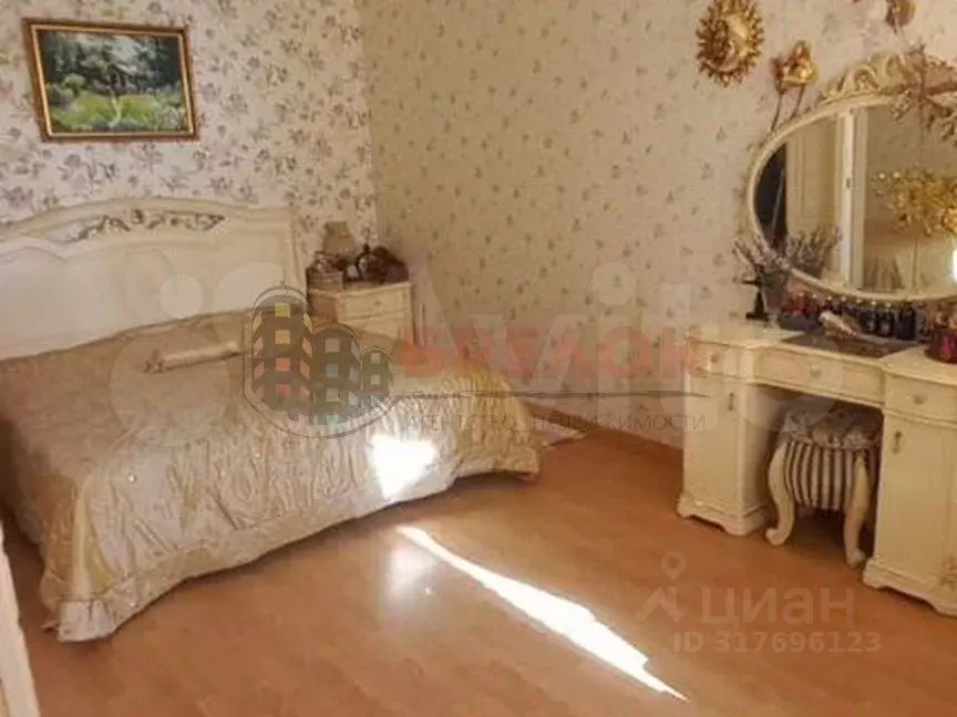 2-к кв. Ростовская область, Ростов-на-Дону Ульяновская ул., 50 (80.0 ... - Фото 1