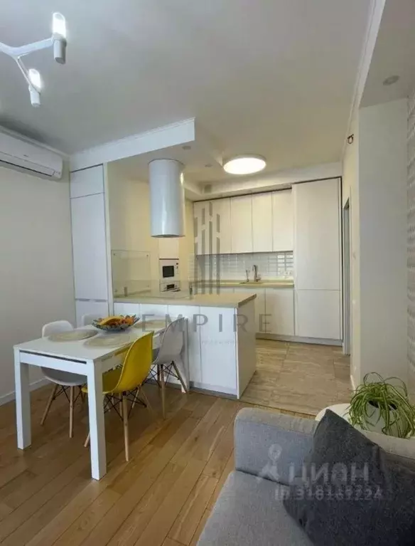 3-к кв. Москва Мосфильмовская ул., 88к4 (82.0 м) - Фото 0