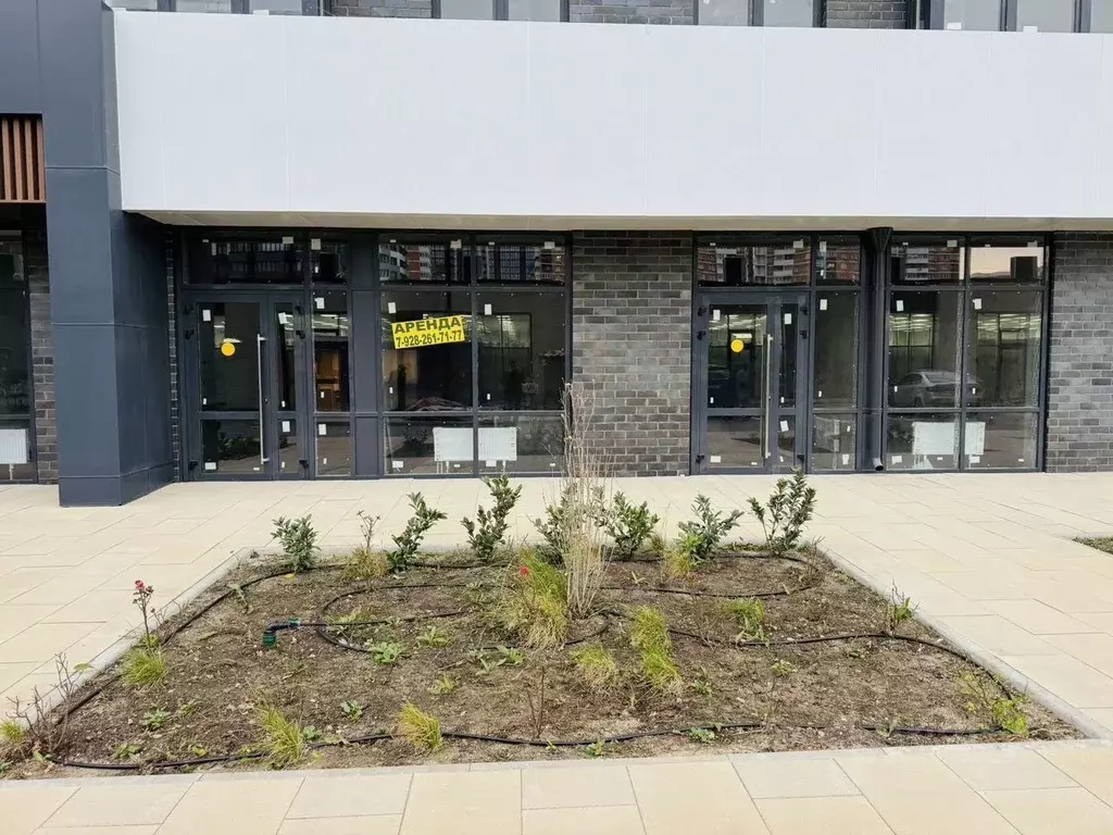 Торговая площадь в Краснодарский край, Краснодар бул. Адмиралтейский, ... - Фото 1