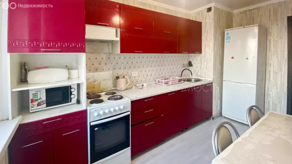 3-комнатная квартира: Тюмень, микрорайон Восточный, улица ... - Фото 2