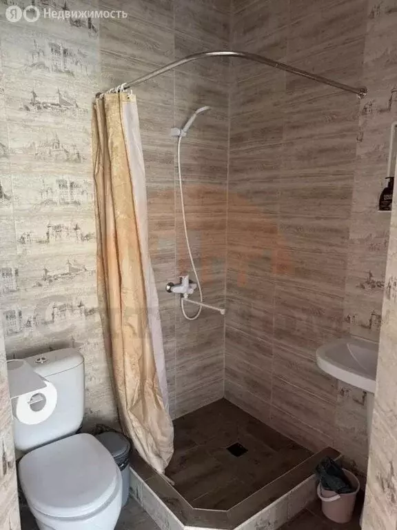Дом в Новофёдоровка, улица Тимура Апакидзе (180 м) - Фото 2