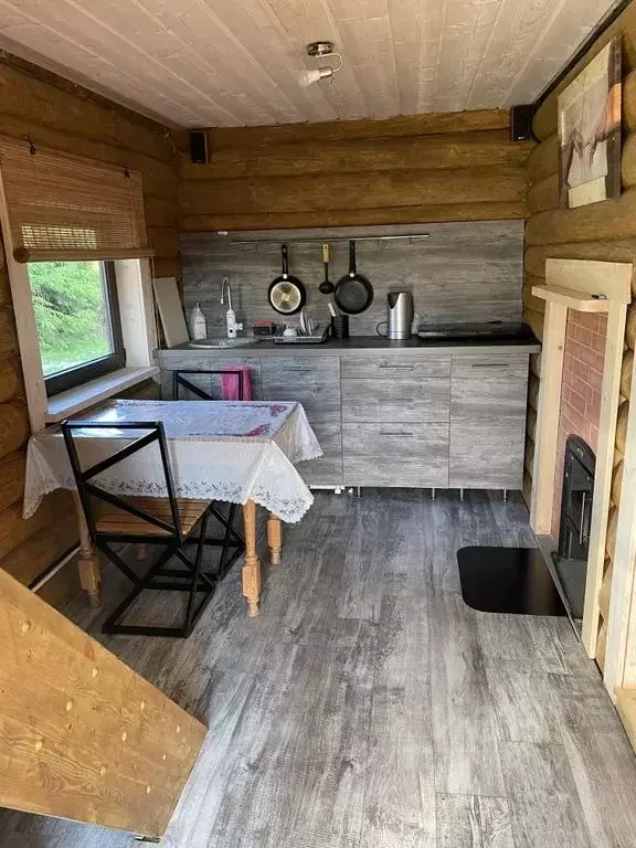 Дом в Карелия, Прионежский район, Шуйское с/пос, д. Царевичи  (50 м) - Фото 1