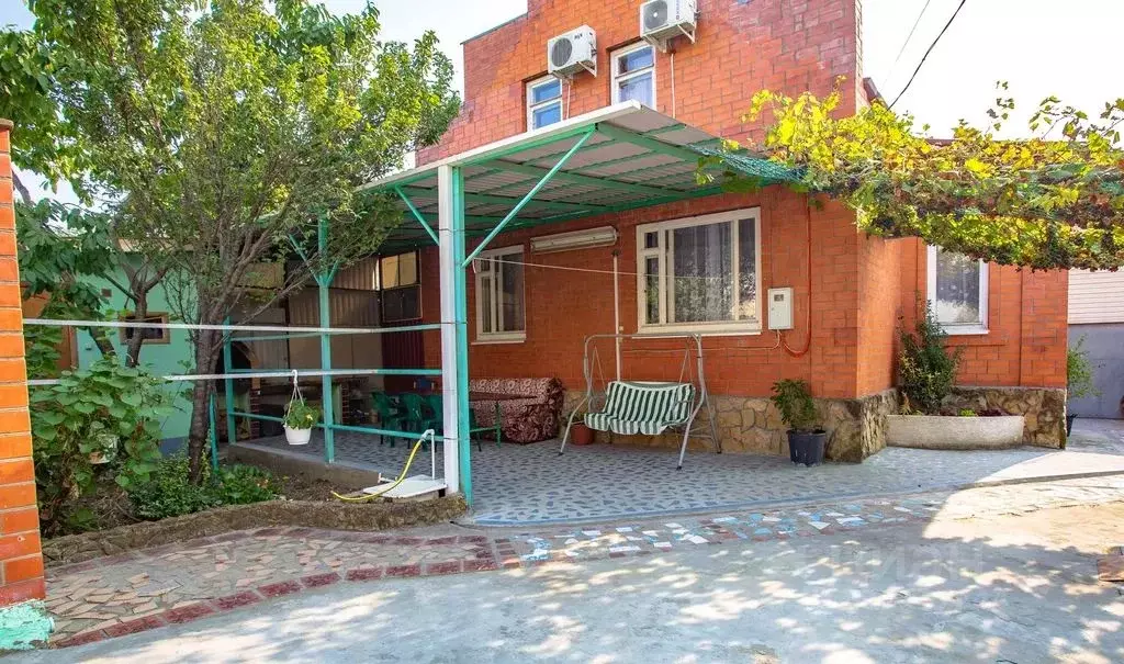 Дом в Краснодарский край, Геленджик Средняя ул., 28 (55 м) - Фото 1