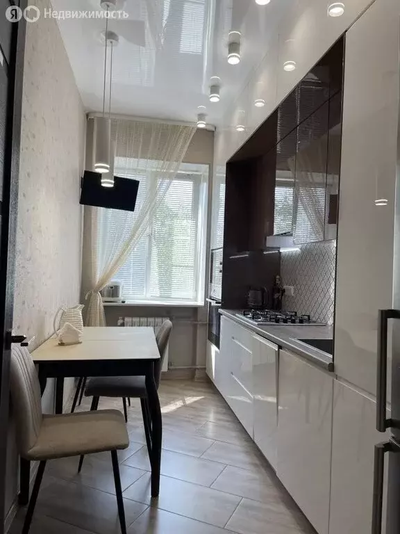 2-комнатная квартира: Дзержинск, проспект Ленина, 76 (54.4 м) - Фото 0