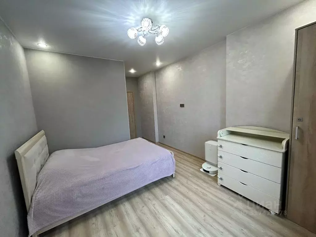 2-к кв. Свердловская область, Екатеринбург ул. Калинина, 59 (58.0 м) - Фото 1