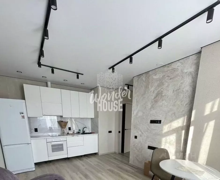 2-к кв. Тюменская область, Тюмень Харьковская ул., 74 (50.0 м) - Фото 1