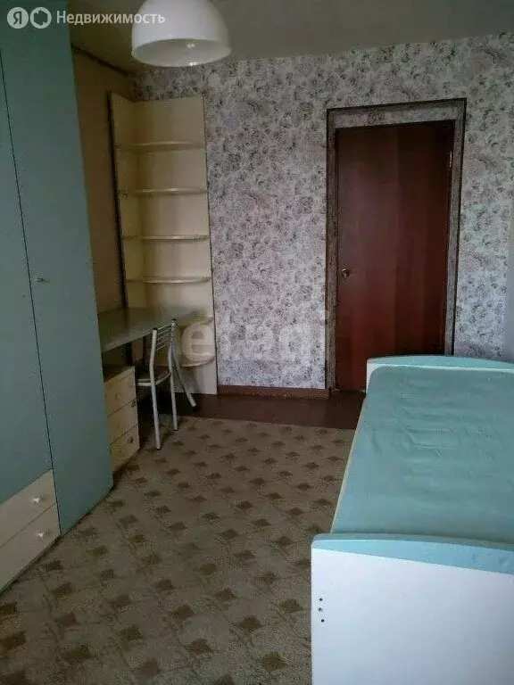 3-комнатная квартира: Екатеринбург, улица Бакинских Комиссаров, 58 (62 ... - Фото 1