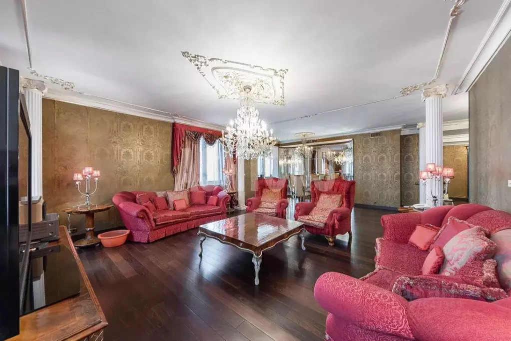 4-к кв. Москва ул. Исаковского, 39К1 (220.0 м) - Фото 1