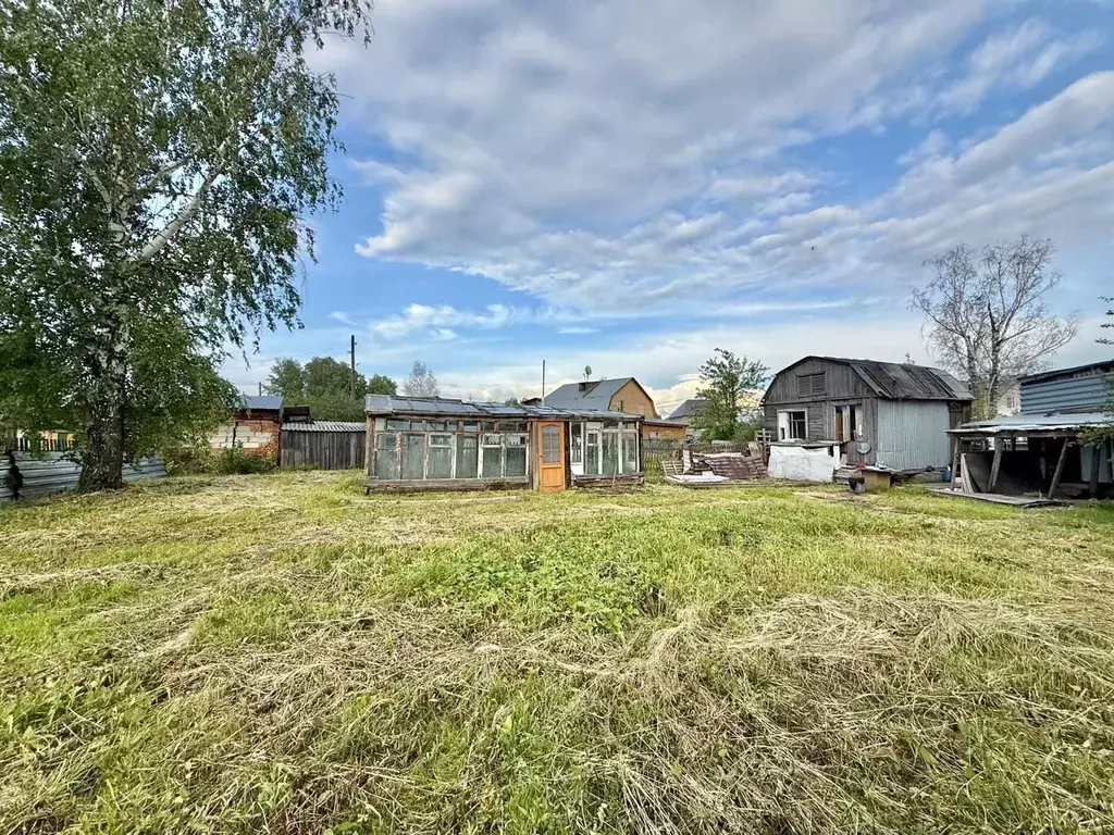 Участок в Новосибирская область, Новосибирск Строитель СНТ, ул. ... - Фото 1