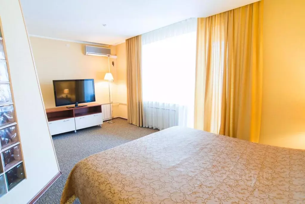 Комната Свердловская область, Екатеринбург просп. Ленина, 66А (35.0 м) - Фото 1