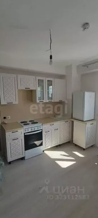 Студия Кировская область, Киров ул. Капитана Дорофеева, 16 (19.0 м) - Фото 1