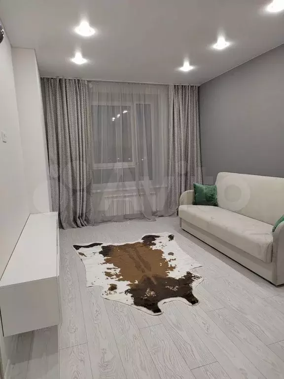 1-к. квартира, 40 м, 6/9 эт. - Фото 0
